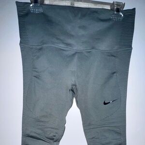 Nike Women's Dri-Fit High Waist Yoga Green Leggings Training SZ L  Retail $150